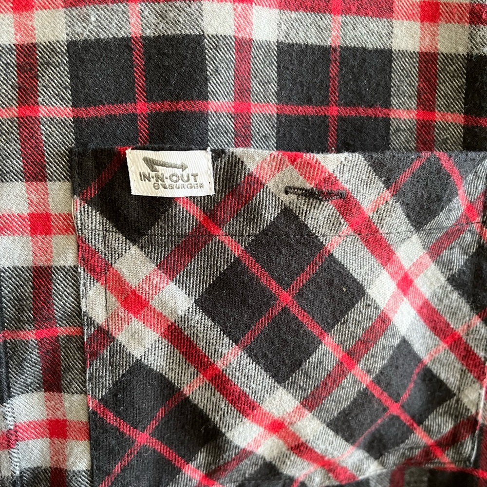 In-N-Out flannel - Picture 7 of 9